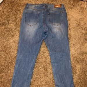 Women’s jeans
